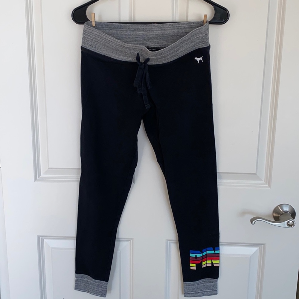 PINK yoga leggings, black with grey/rainbow detail